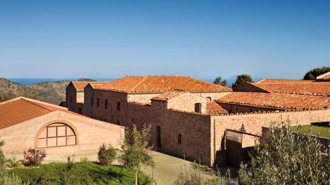 Relais Abbazia Santa Anastasia Resort & Winery Castelbuono  Eksteriør bilde
