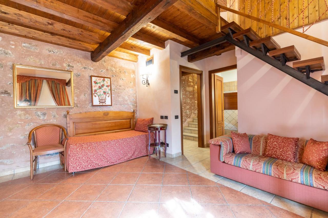 Relais Abbazia Santa Anastasia Resort & Winery Castelbuono  Eksteriør bilde